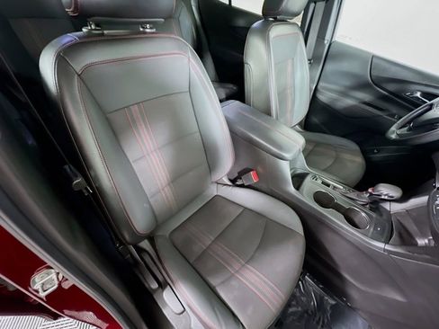 Used 2022 Chevrolet Equinox RS image 27