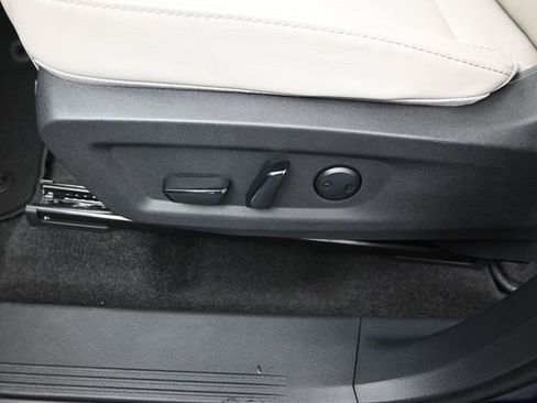 Used 2025 Nissan Murano SL AWD/4WD image 25