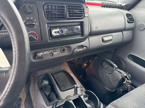 Used 1999 Dodge Dakota 4x4 Club Cab image 14