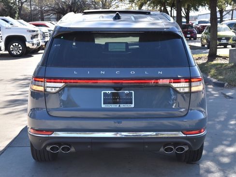 New 2026 Lincoln Aviator Reserve image 8