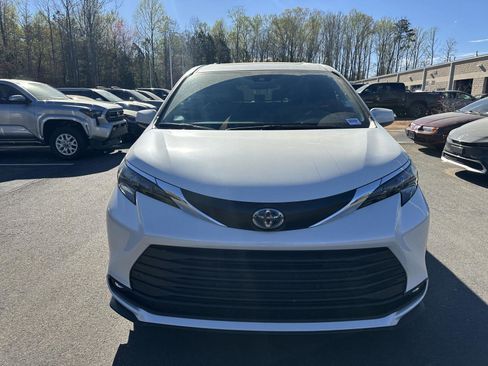 Used 2025 Toyota RAV4 XSE w/ Weather Package image 51