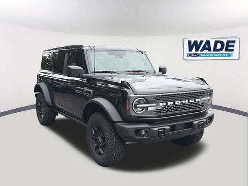 New 2026 Ford Bronco Badlands AWD/4WD image 3