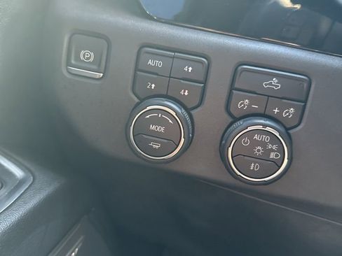 Used 2024 Chevrolet Silverado 1500 LT Trail Boss w/ Convenience Package II image 14