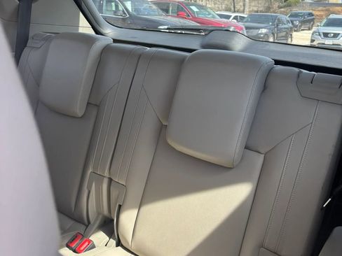 Used 2018 Volkswagen Atlas SE AWD/4WD image 17