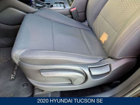 Used 2020 Hyundai Tucson SE image 17