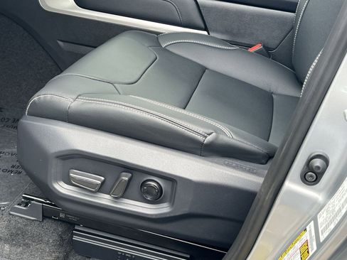 New 2026 Toyota Tundra Limited image 8