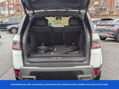 Used 2018 Land Rover Range Rover Sport HSE image 6