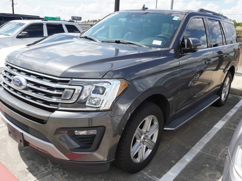 Used 2019 Ford Expedition XLT w/ Equipment Group 202A RWD image 7