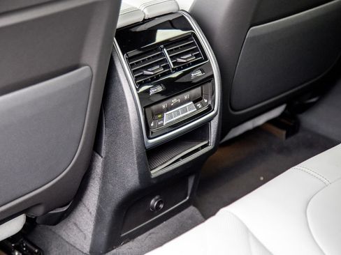 New 2027 BMW X6 xDrive40i AWD/4WD image 22
