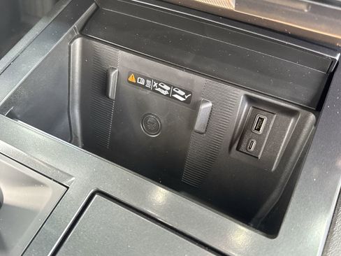 New 2025 GMC Hummer EV 2X image 37