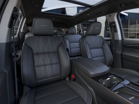 New 2026 Buick Enclave Avenir w/ Super Cruise Package FWD image 16