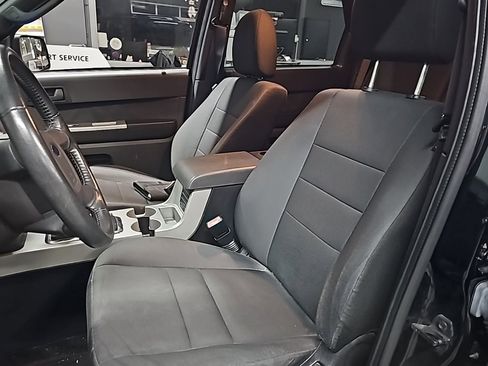 Used 2012 Ford Escape XLT image 7