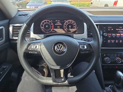 Used 2019 Volkswagen Atlas SEL Premium AWD/4WD image 36