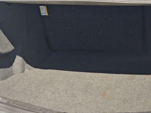 Used 2016 Ford Fusion SE w/ Equipment Group 202A image 8