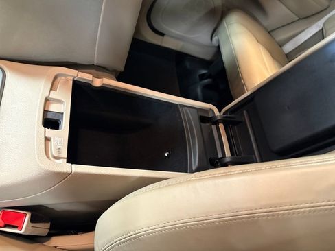 Used 2021 Jeep Grand Cherokee Limited w/ Premium Lighting Group image 26