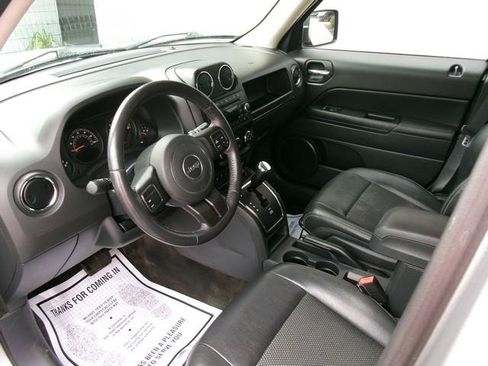 Used 2016 Jeep Patriot Sport AWD/4WD image 10