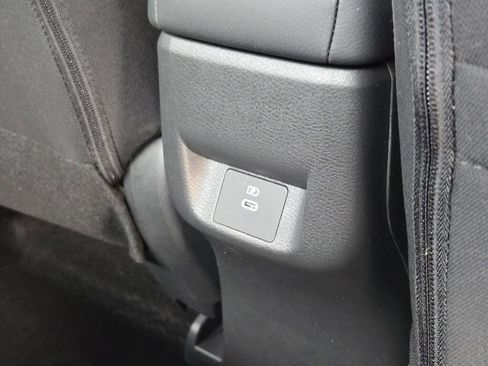 Used 2025 Nissan Versa SR w/ Trunk Package image 14