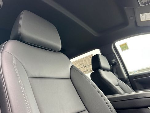 New 2025 Chevrolet Silverado 1500 LT w/ Leather Package image 18