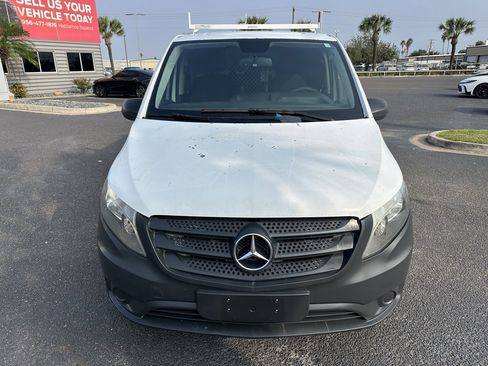 Used 2016 Mercedes-Benz Metris image 9