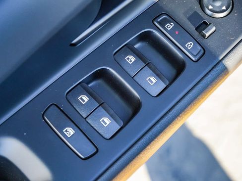 New 2025 Hyundai Elantra Sport image 24