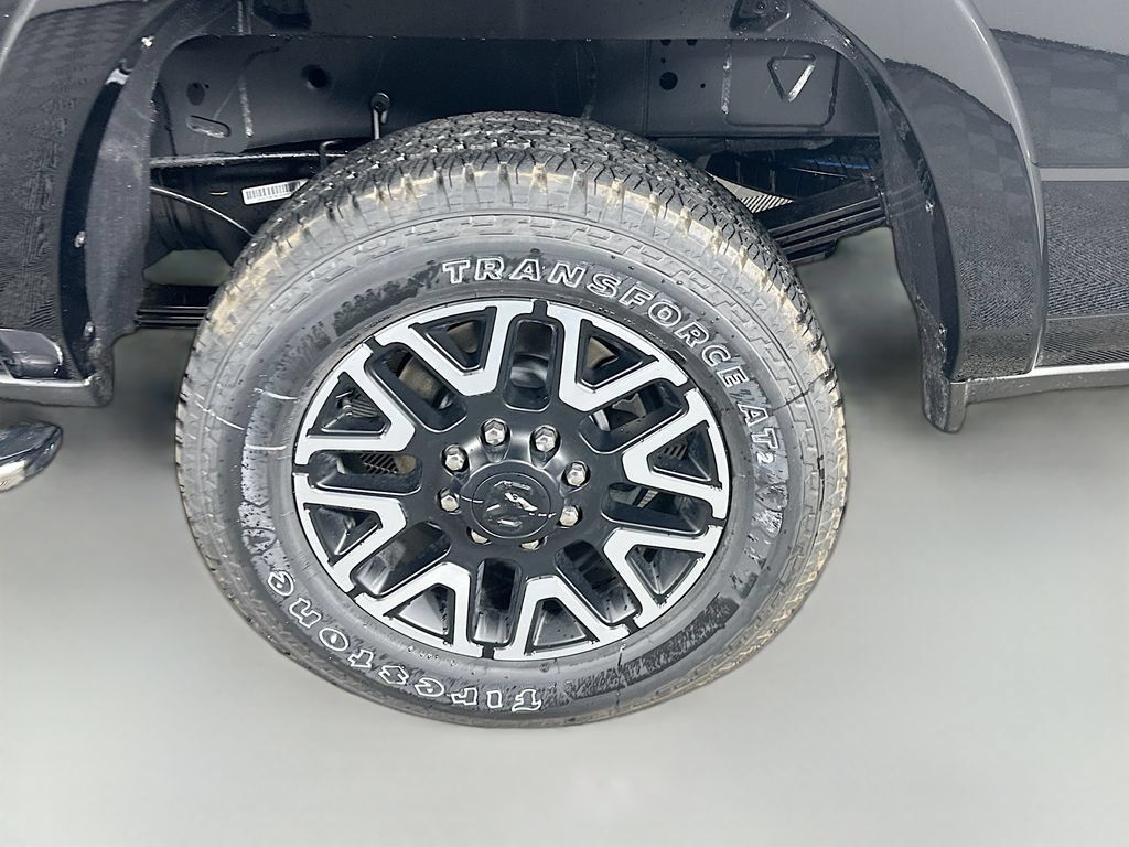 New 2025 RAM 3500 Longhorn w/ Towing Technology Group AWD/4WD image 17