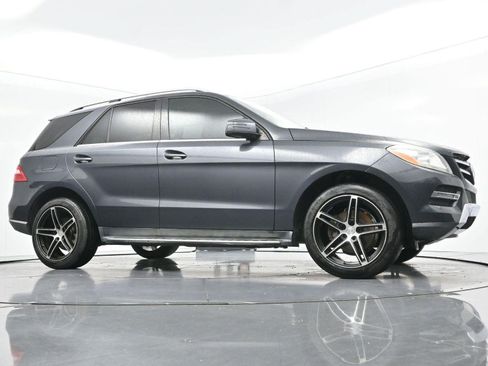 Used 2014 Mercedes-Benz ML 350 4MATIC image 44