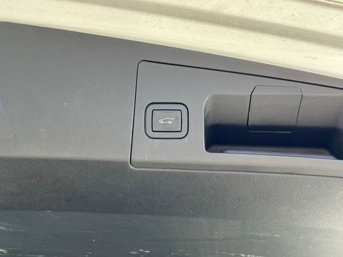 Used 2024 Cadillac XT5 Premium Luxury FWD image 23