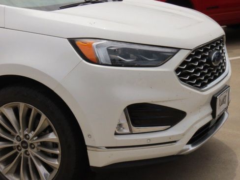 Used 2020 Ford Edge Titanium w/ Equipment Group 301A FWD image 5