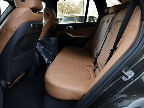 New 2026 BMW X5 xDrive40i w/ M Sport Package image 26