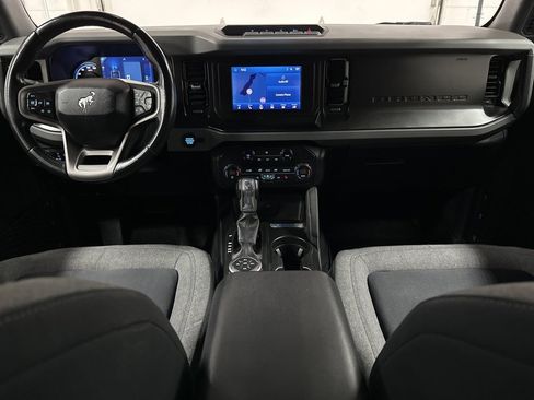 Used 2022 Ford Bronco Big Bend w/ Sasquatch Package image 23