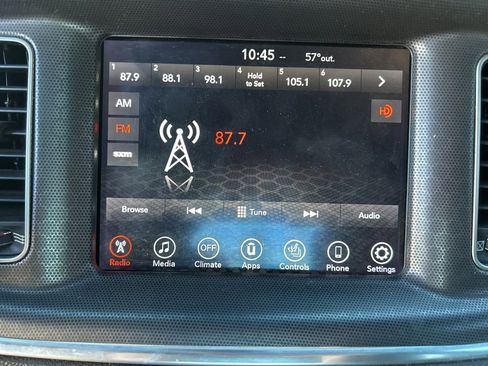 Used 2017 Dodge Charger R/T image 6