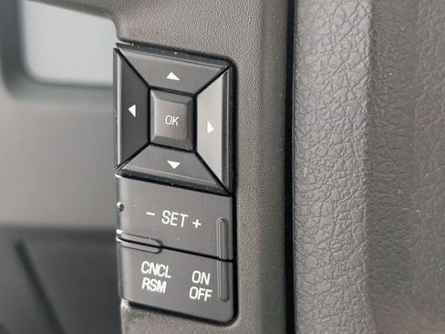 Used 2013 Ford F150 XLT w/ Luxury Equipment Group RWD image 14