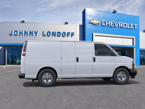 New 2026 Chevrolet Express 2500 RWD image 5
