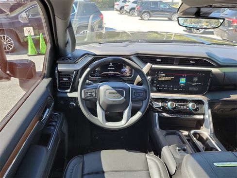 Used 2024 GMC Sierra 2500 Denali w/ Denali Reserve Package image 40