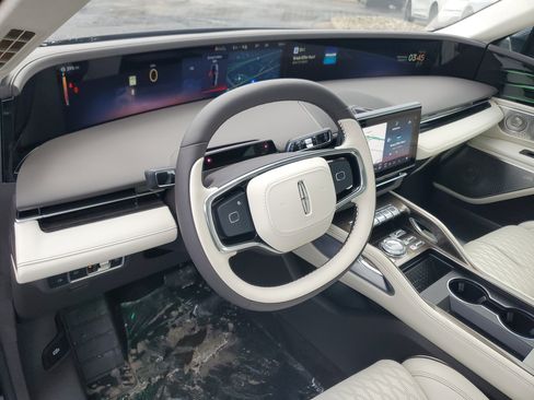 New 2026 Lincoln Nautilus Black Label w/ Jet Appearance Package image 13