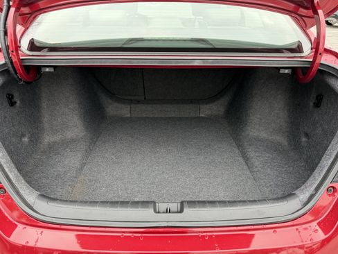 Used 2018 Honda Accord Touring image 28