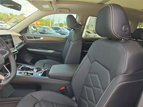 New 2026 Volkswagen Atlas SE image 19