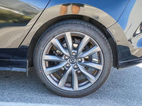 Used 2021 MAZDA MAZDA3 s image 10