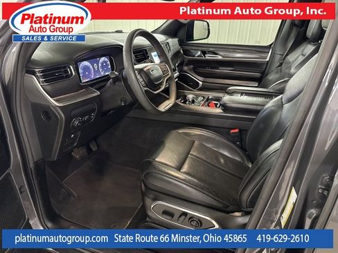 Used 2022 Jeep Wagoneer Series III image 10