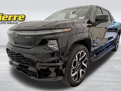 Used 2025 Chevrolet Silverado EV RST