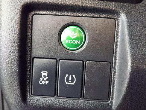 Used 2019 Honda HR-V Sport image 26