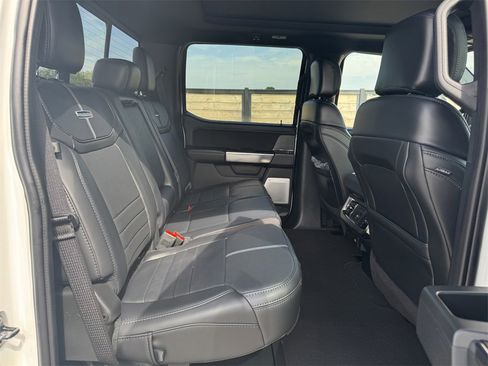 Used 2025 Ford F350 Platinum w/ FX4 Off-Road Package image 12