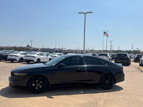 Used 2024 Honda Accord Sport image 12