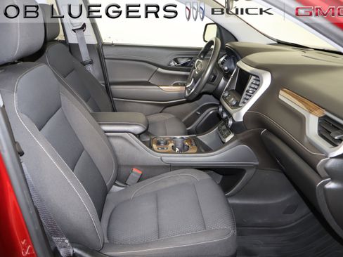 Certified 2023 GMC Acadia SLE w/ Driver Convenience Package image 20