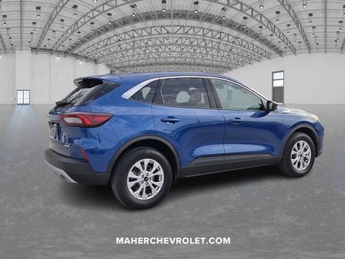 Used 2023 Ford Escape Active AWD/4WD image 7
