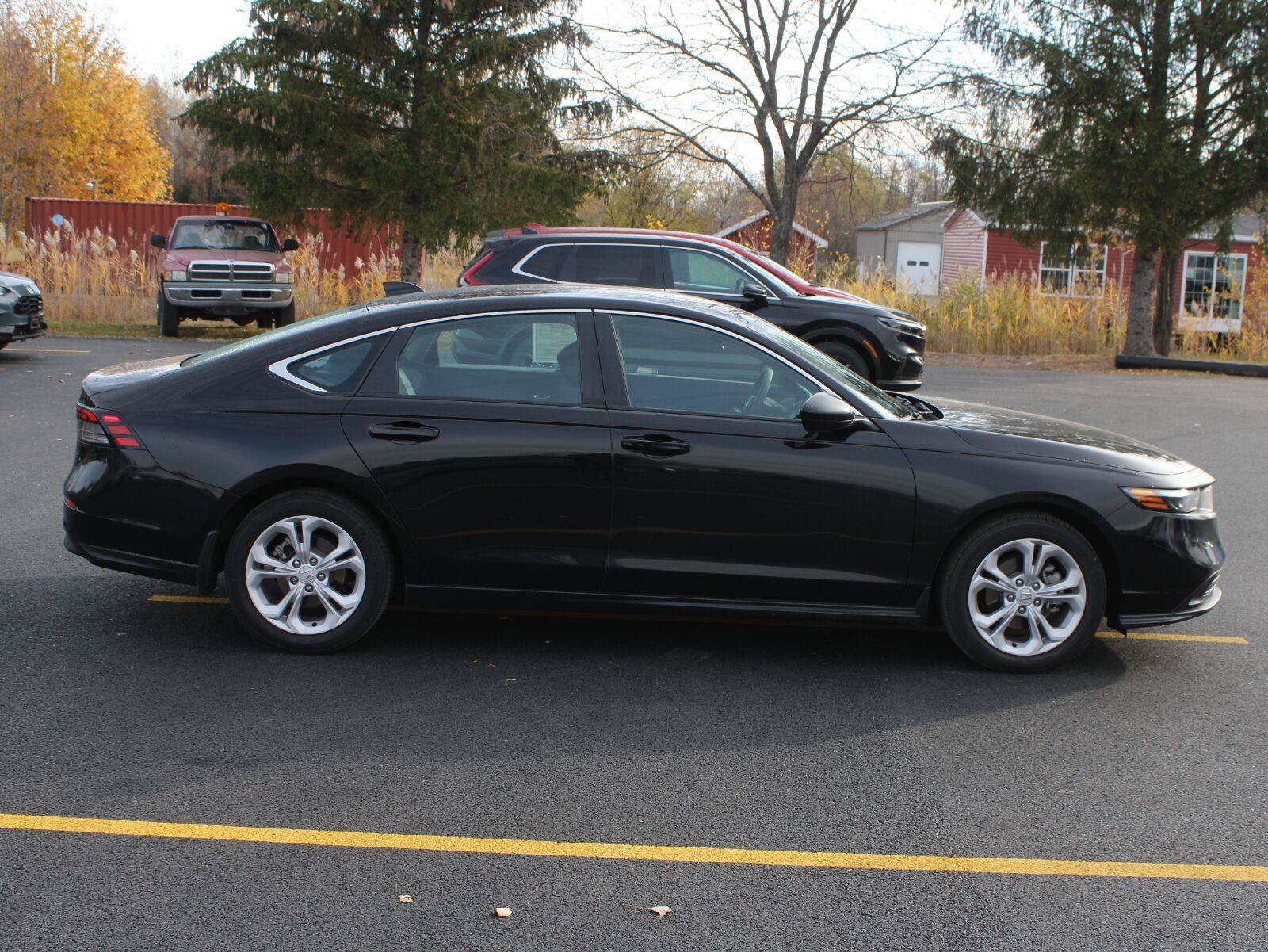 Certified 2025 Honda Accord LX image 4