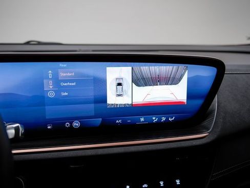 Used 2025 Buick Envision Sport Touring image 28