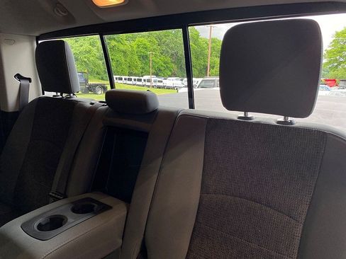 Used 2019 RAM 1500 Big Horn AWD/4WD image 37