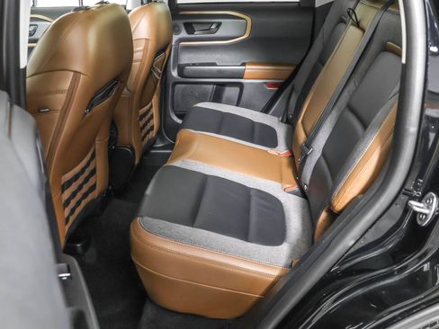 Used 2023 Ford Bronco Sport Outer Banks w/ Tech Package image 35