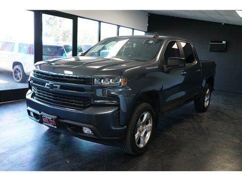 Used 2021 Chevrolet Silverado 1500 RST RWD image 3
